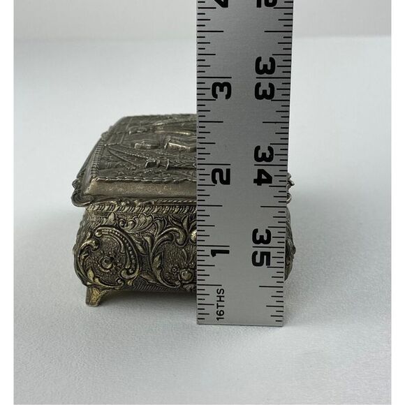 Vintage Ornate Silvertone Metal Footed Velvet Lined Trinket Box Made in Japan DP - Picture 8 of 10